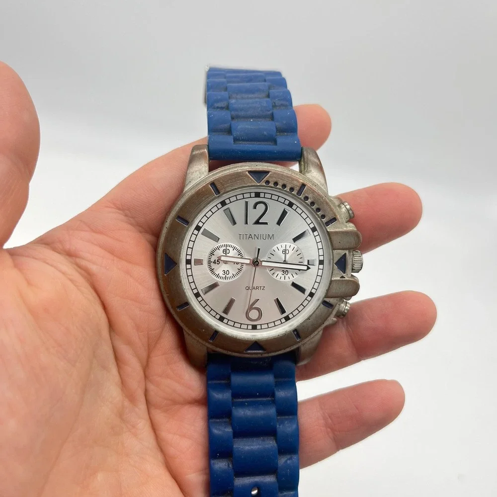 Titanium Quartz Watch Blue Silicone‎ Strap Silver Chronograph Dial Japan Movt